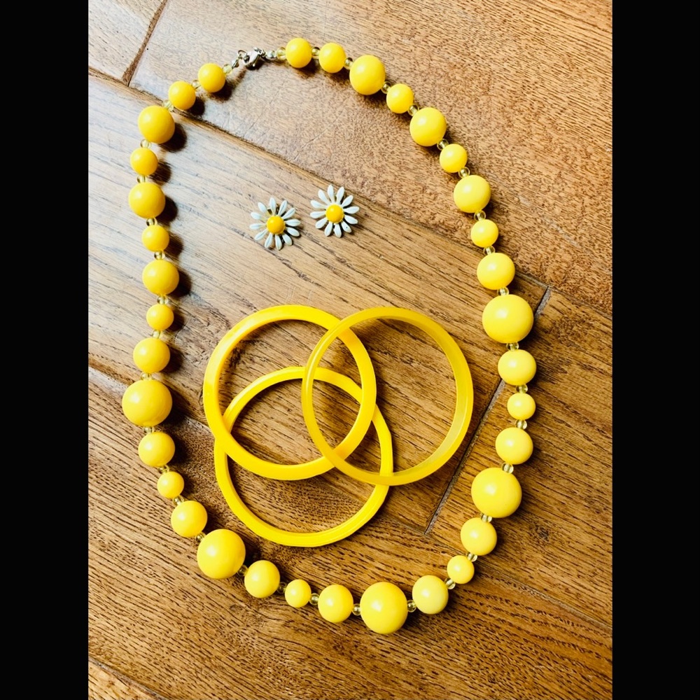 Vintage Jewelry Set, “The Daisy”